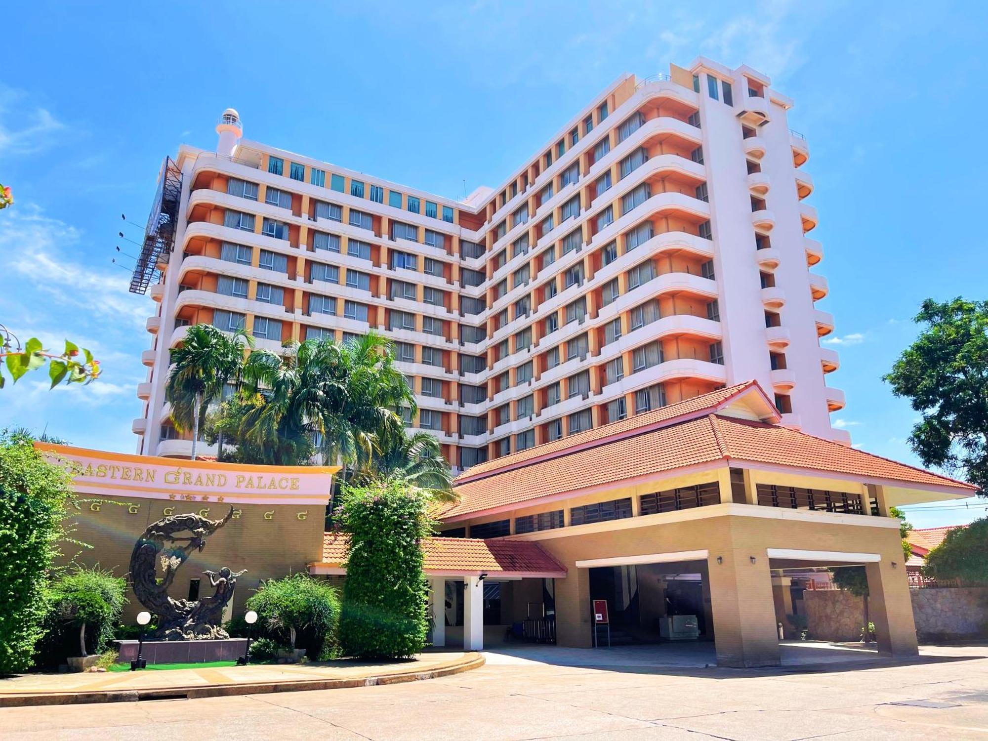Eastern Grand Palace Pattaya Exterior photo