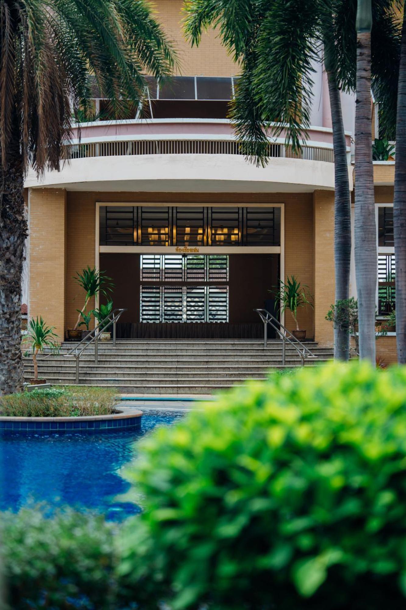 Eastern Grand Palace Pattaya Exterior photo